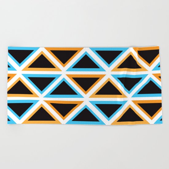 Colorful Triangle (Ranging Tribuj) Beach Towel