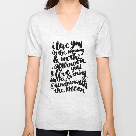 I love you in the morning Unisex V-Neck