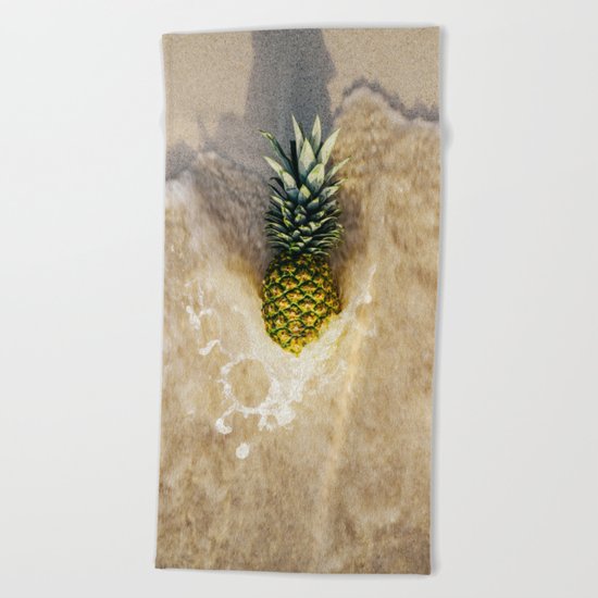 Pineapple Love Beach Towel