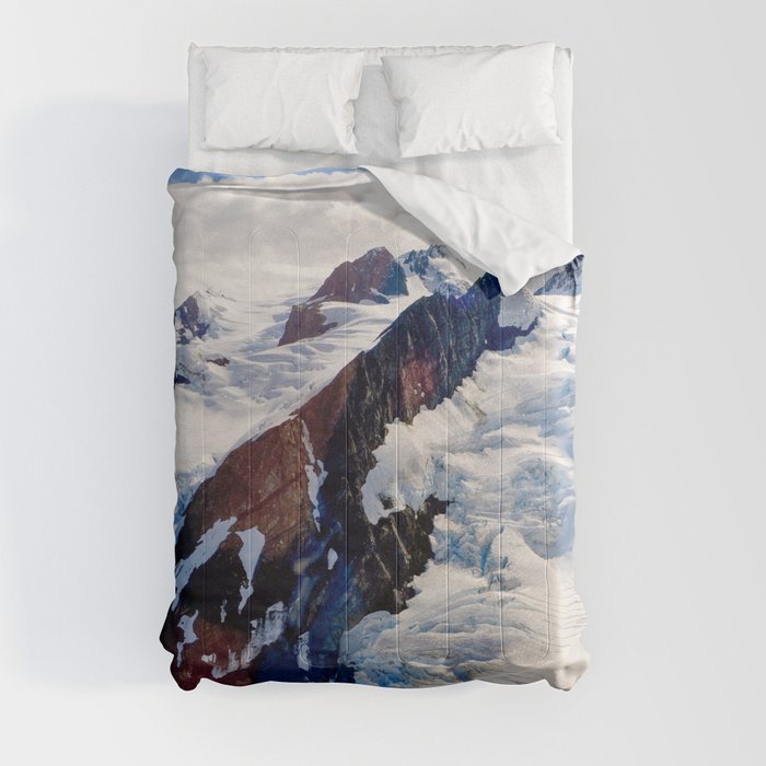 Snowy Peak Comforter