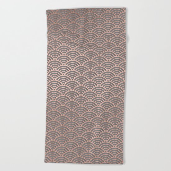Rosegold mermaid pattern-on grey background Beach Towel