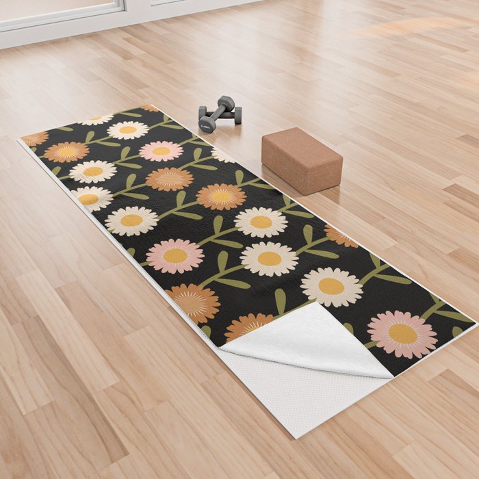 Modern Daisy Floral Pattern Black Yoga Towel