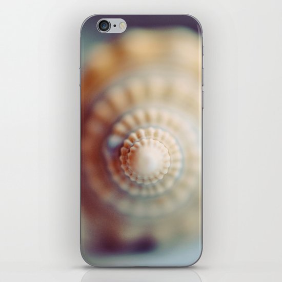 Shell iPhone & iPod Skin