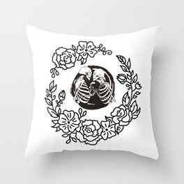 Skeleton in Love - Love till the End Throw Pillow