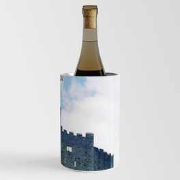 Great Britain Photography - Cardiff Castle With The Flag Of Great Britain Wine Chiller