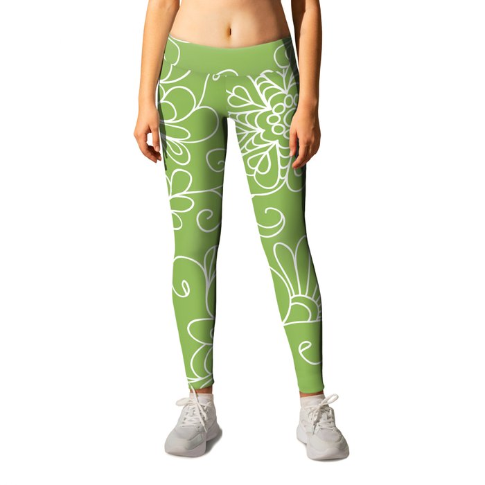 Seamless doodle decorative floral pattern with flowers and leaves Leggings