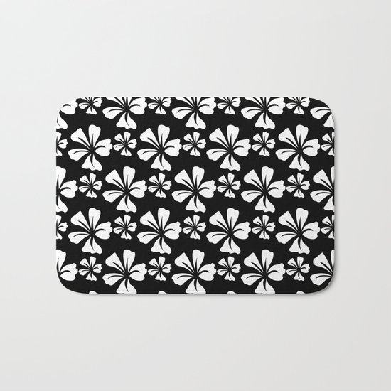 Flower..8 Bath Mat