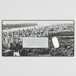 New York City black and white sketch Desk Mat