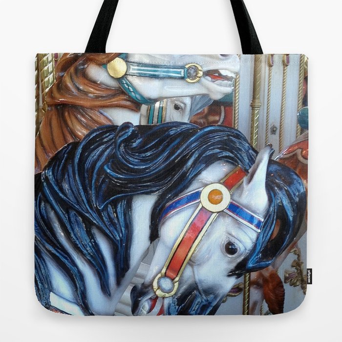 bags to go carousel