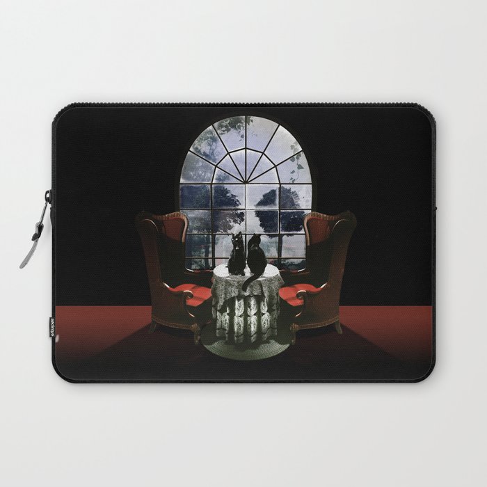 Room Skull Laptop Sleeve
