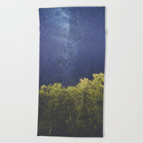 Diamonds die too Beach Towel