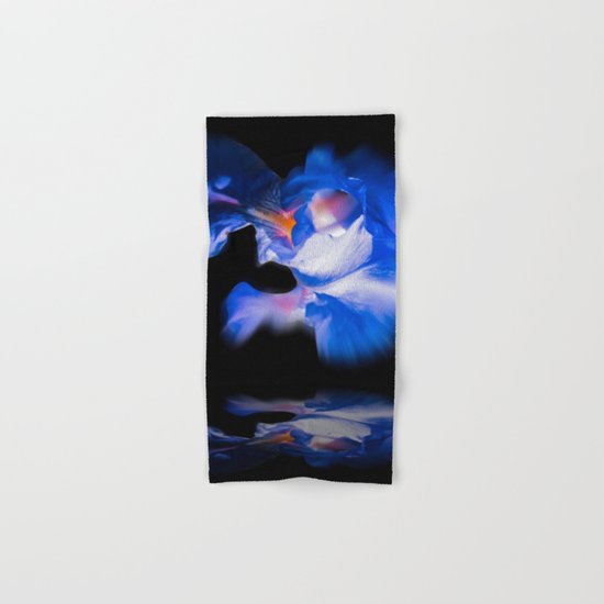 Lily Hand & Bath Towel