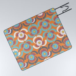Stylised Clover Pattern Picnic Blanket