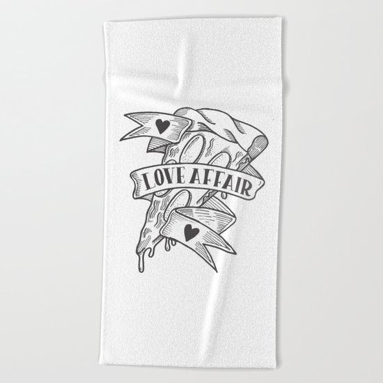 PIZZA LOVE AFFAIR Beach Towel