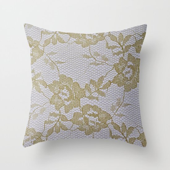 Every kiss has a story Throw Pillow