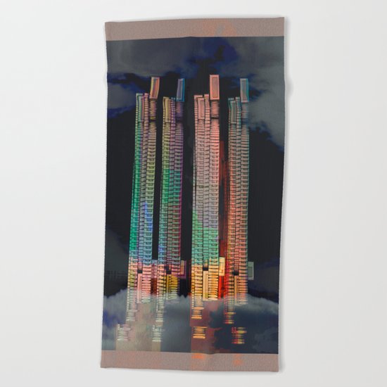 Crystal Giants / 09-09-16 Beach Towel
