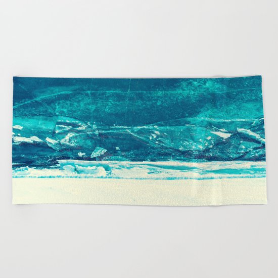 Icy Wave Pattern Beach Towel