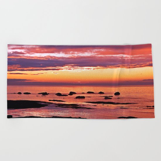 Sainte-Anne-Des-Monts Signature Sunset Beach Towel