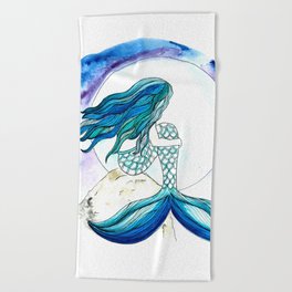 Sirena y la luna Beach Towel