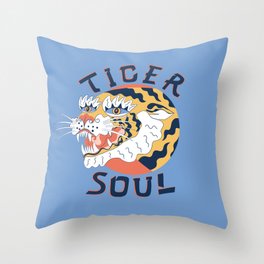 tiger soul Throw Pillow