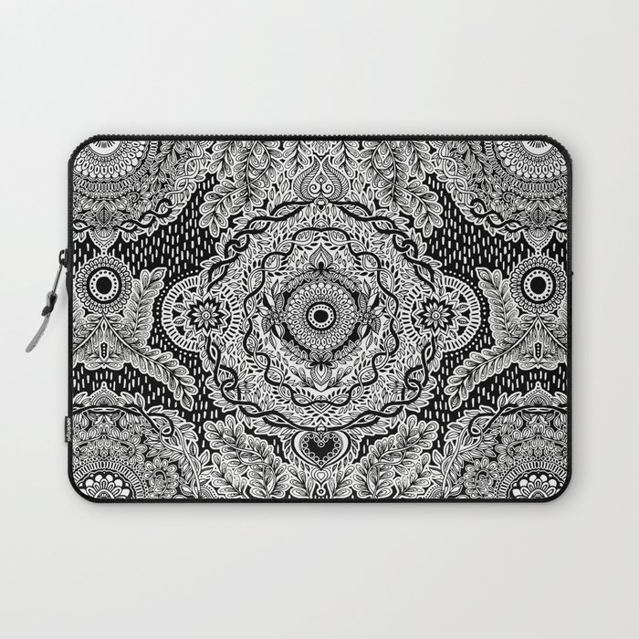 Rain in the Garden - black and white Laptop Sleeve