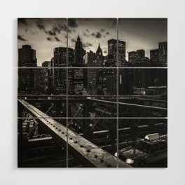 Brooklyn Bridge and Manhattan skyline in New York City black and white Wood Wall Art