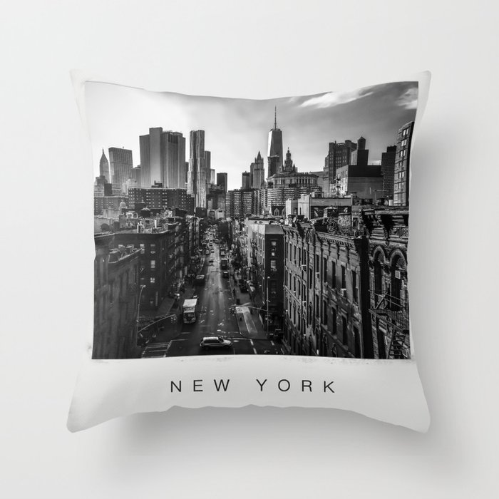 New York City Manhattan skyline black and white Throw Pillow