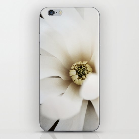 Magnolia iPhone & iPod Skin