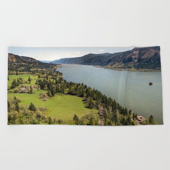 Columbia River Gorge Washington Beach Towel