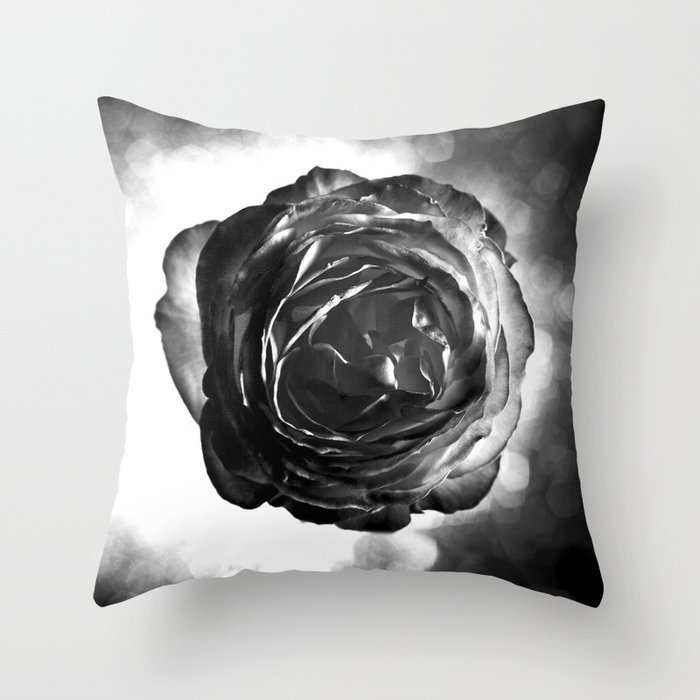 Rose 03 Throw Pillow