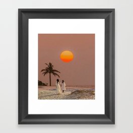 pôr do sol Framed Art Print