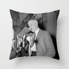 Socialist Norman Thomas At Peace Rally - 1940 Throw Pillow