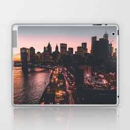 Brooklyn Bridge and Manhattan skyline in New York City Laptop Skin