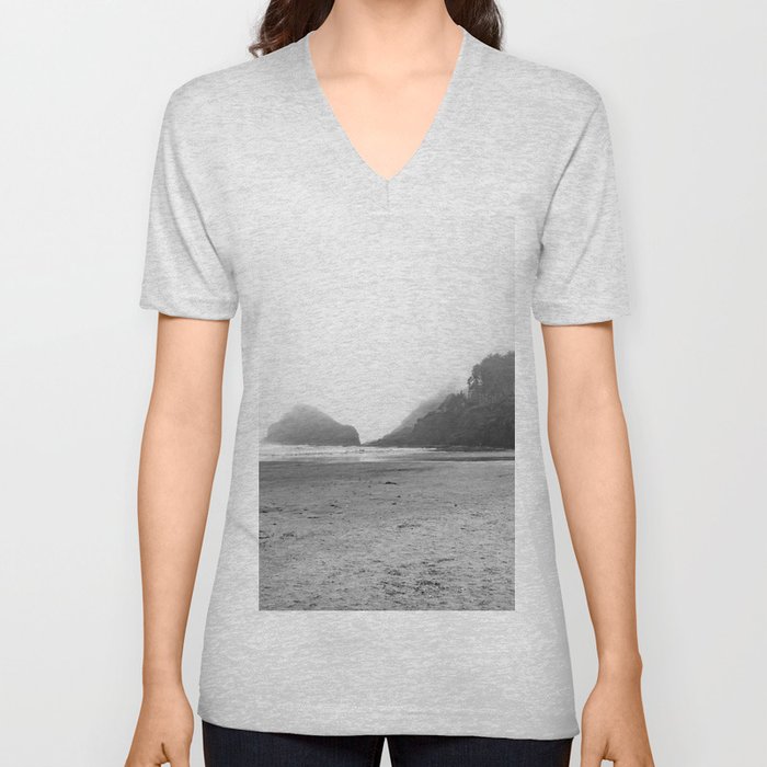 Foggy Beach | Oregon Coast | Black and White Travel Photography V Neck T Shirt