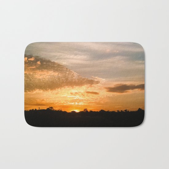 Where the sun rises Bath Mat