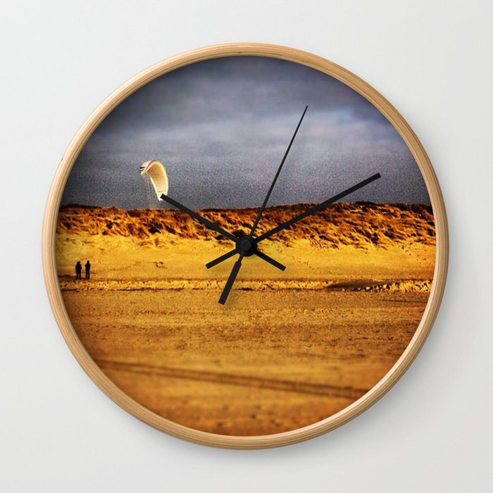 Dune wing Wall Clock
