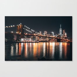 Brooklyn Bridge and Manhattan skyline at night in New York City Canvas Print