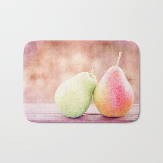 LOVING PEARS Bath Mat