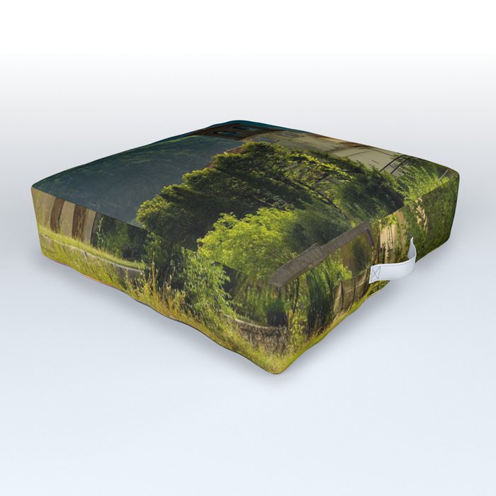 New Zealand Photography - Small Town Surrounded By Majestic Mountains Outdoor Floor Cushion