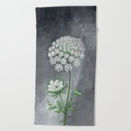 Queen Anne's Lace Flower Painting Beach Towel
