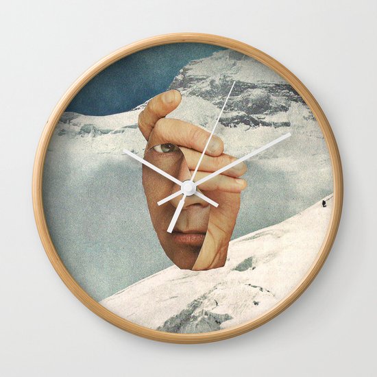 Muh Anne Inn Tha Mount Tan Wall Clock