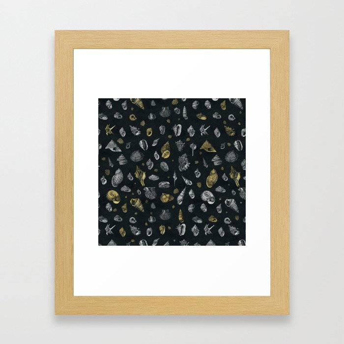Sea shells pattern gold and silver Framed Art Print