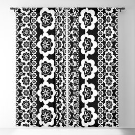 Retro Black And White Daisy Flowers Patterned  Blackout Curtain