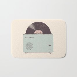 High Fidelity Toaster Badematte | Toaster, Graphic Design, Curated, Slice, Vinyl, Funny, Record, Bread, Chinese, Knob 