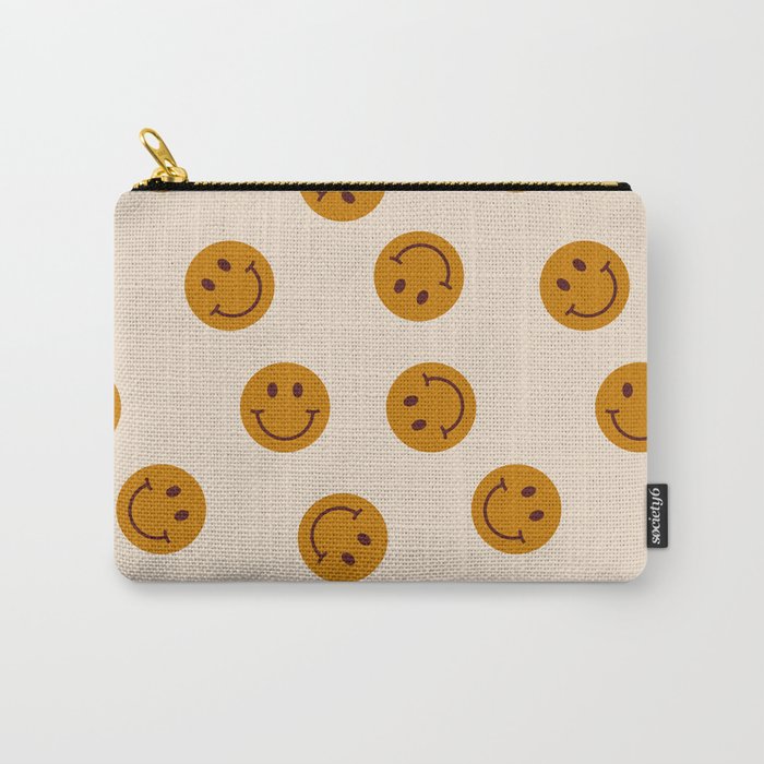 Smiley pouch 2025