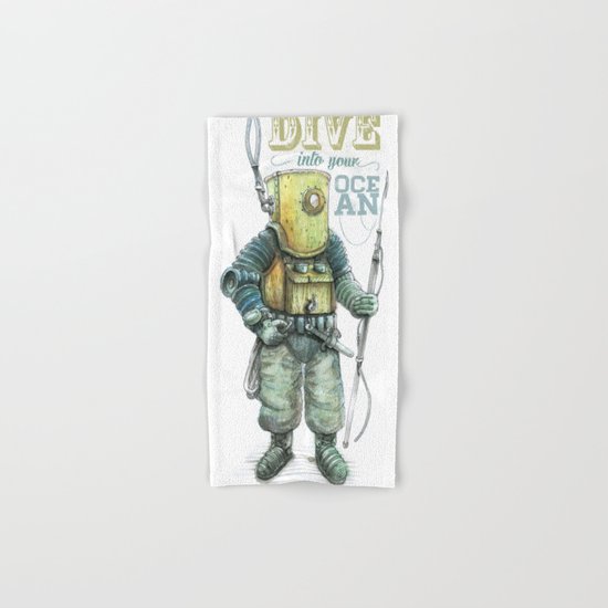 Diver Hand & Bath Towel
