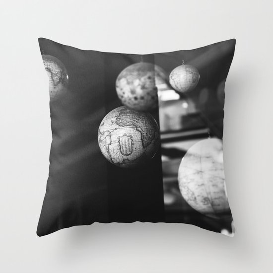 travel dreams Throw Pillow