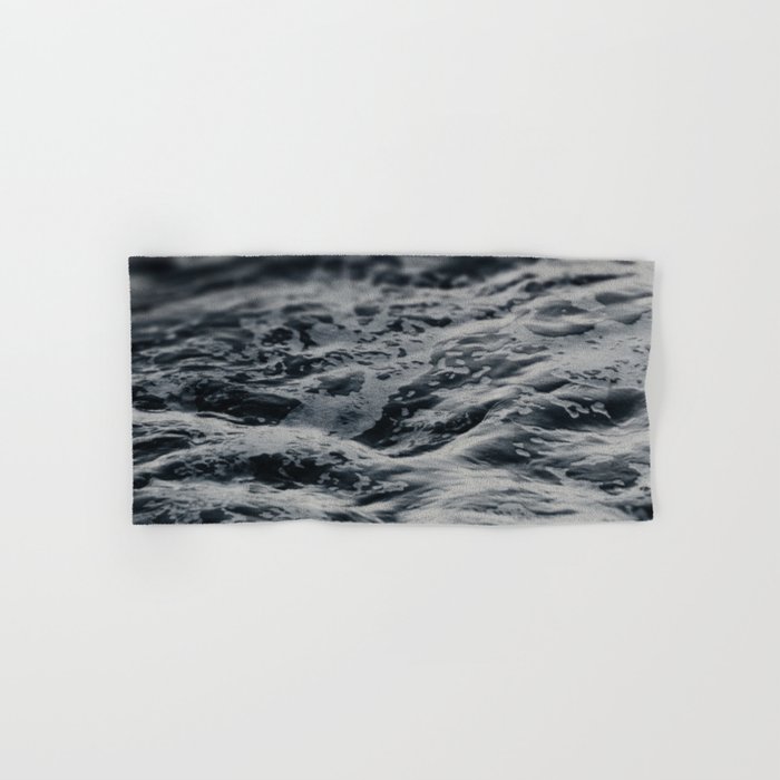 https://ctl.s6img.com/society6/img/56lbBU5EAMumN_P9Seg2l_dpQCM/w_700/bath-towels/small/front/~artwork,fw_7400,fh_3700,iw_7400,ih_3700/s6-0080/a/31744874_14289871/~~/ocean-magic-black-and-white-waves-bath-towels.jpg