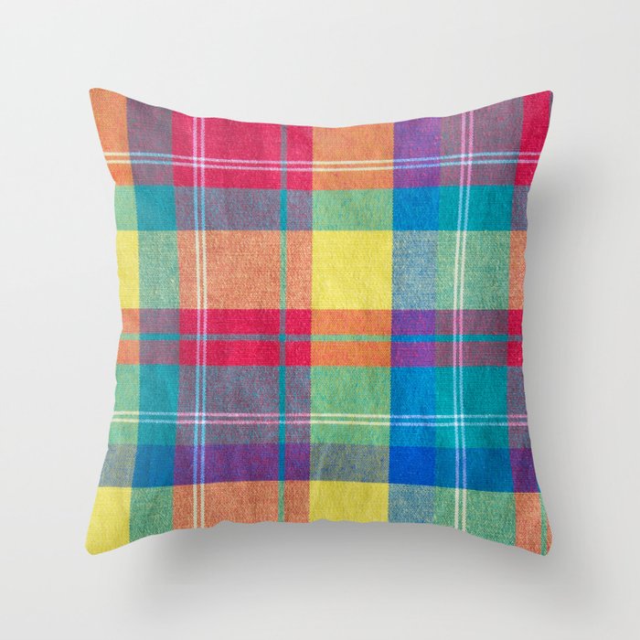 modern pillows for beds
