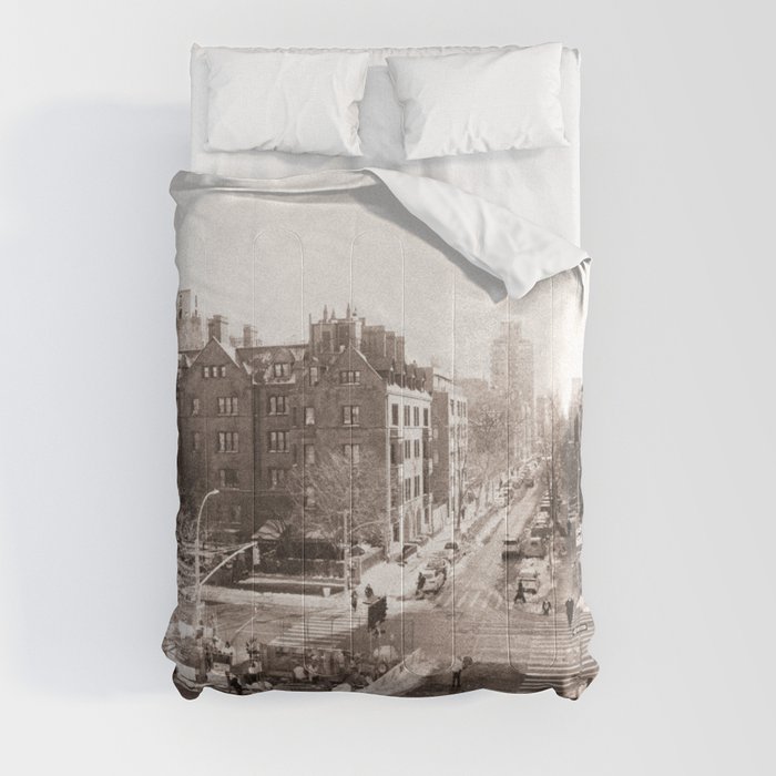New York City Vintage Style Photography Comforter